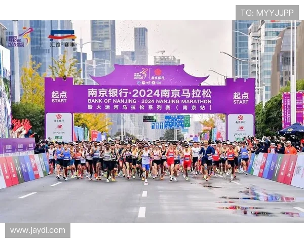 南京攀岩队在城市马拉松积分榜上以50分稳居第一名引发关注 南京攀岩队在城市马拉松积分榜上以50分稳居第一名引发关注