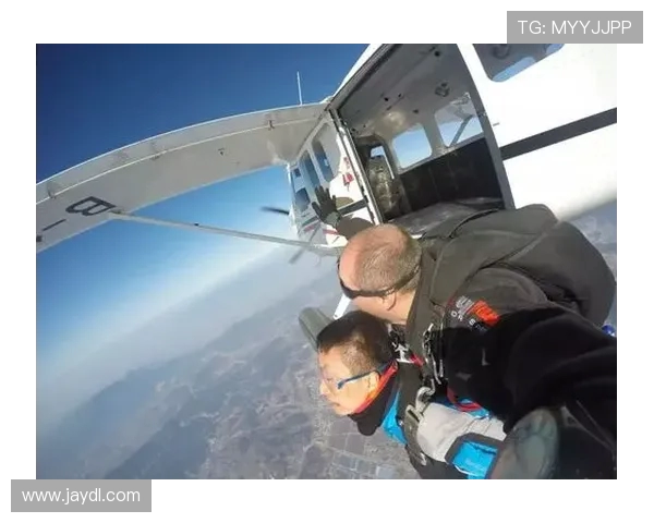 张丽独家揭秘极限运动的乐趣与挑战分享心得与技巧助你勇敢追梦 张丽独家揭秘极限运动的乐趣与挑战分享心得与技巧助你勇敢追梦