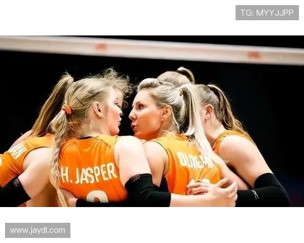 武汉排球队在世界锦标赛中的技术表现分析与点评 武汉排球队在世界锦标赛中的技术表现分析与点评