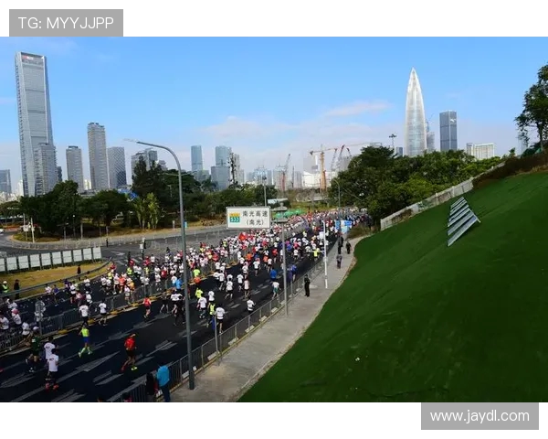 深圳街舞队在城市马拉松中展现风采逆袭之旅的精彩瞬间与感人故事 深圳街舞队在城市马拉松中展现风采逆袭之旅的精彩瞬间与感人故事