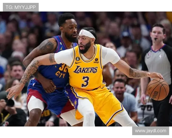 2012年湖人与掘金季后赛对决回顾与精彩瞬间分析