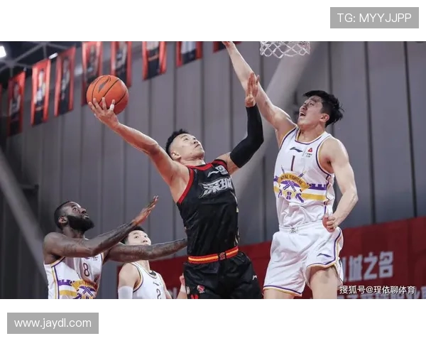 山西队与北控队精彩对决全场回放分析与精彩时刻回顾