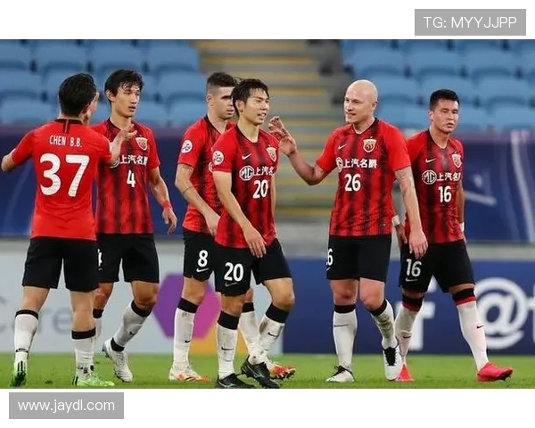 智诚与上港激战正酣直播盛况全程回顾精彩瞬间不容错过