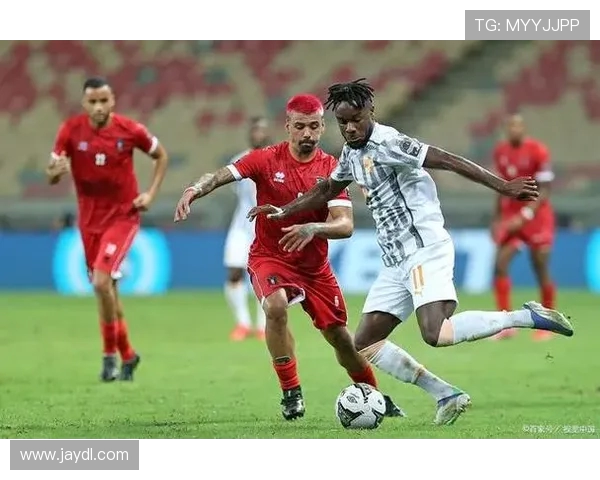 科特迪瓦与乌拉圭激战成和赛后分析两队表现与战术调整