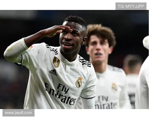 维尼修斯的崛起与未来展望:从天才少年到足球巨星的成长之路