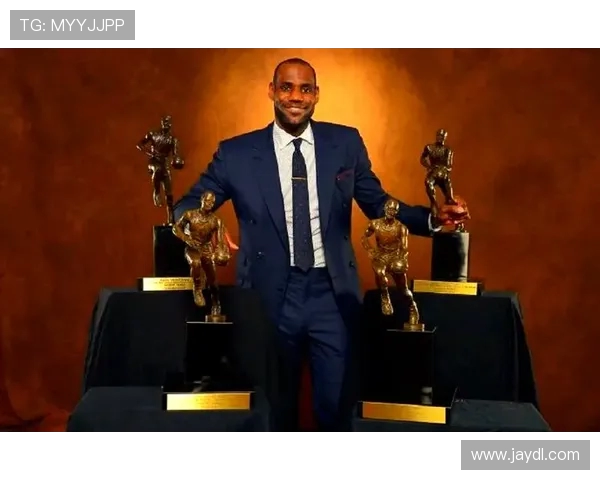 詹姆斯历史性成就达成首位球员突破四万分一万板一万助