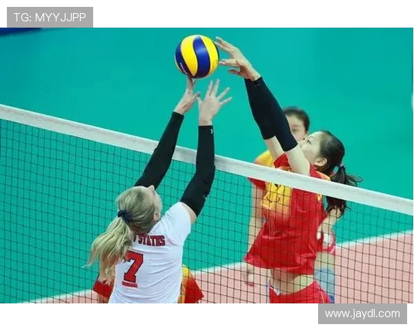 南京排球队防守策略解析深度剖析排球比赛中的防守艺术与技巧 南京排球队防守策略解析深度剖析排球比赛中的防守艺术与技巧