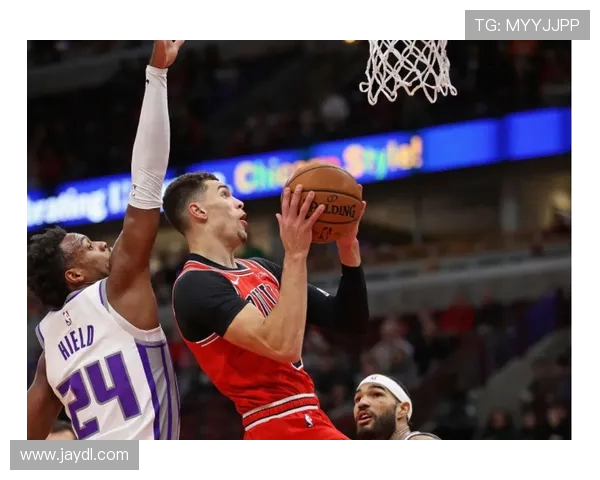 南京网球队灵活性引发热议球员表现与战术调整成焦点讨论