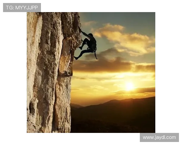 攀岩之巅：深入成都攀岩队的耐力训练与挑战探索